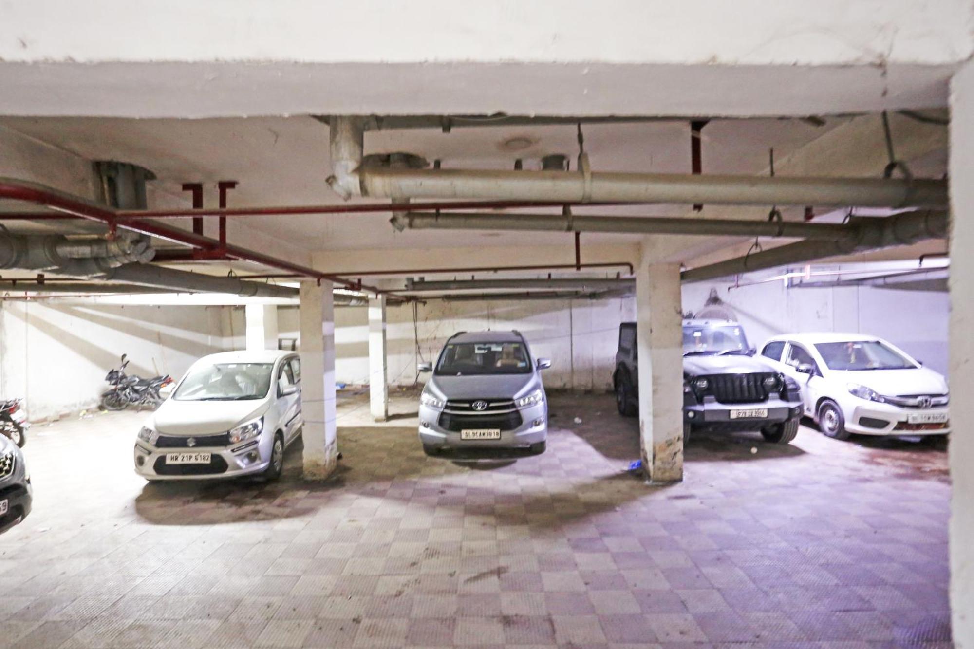 Hotel Happy Stay Delhi Airport Нью-Дели Экстерьер фото