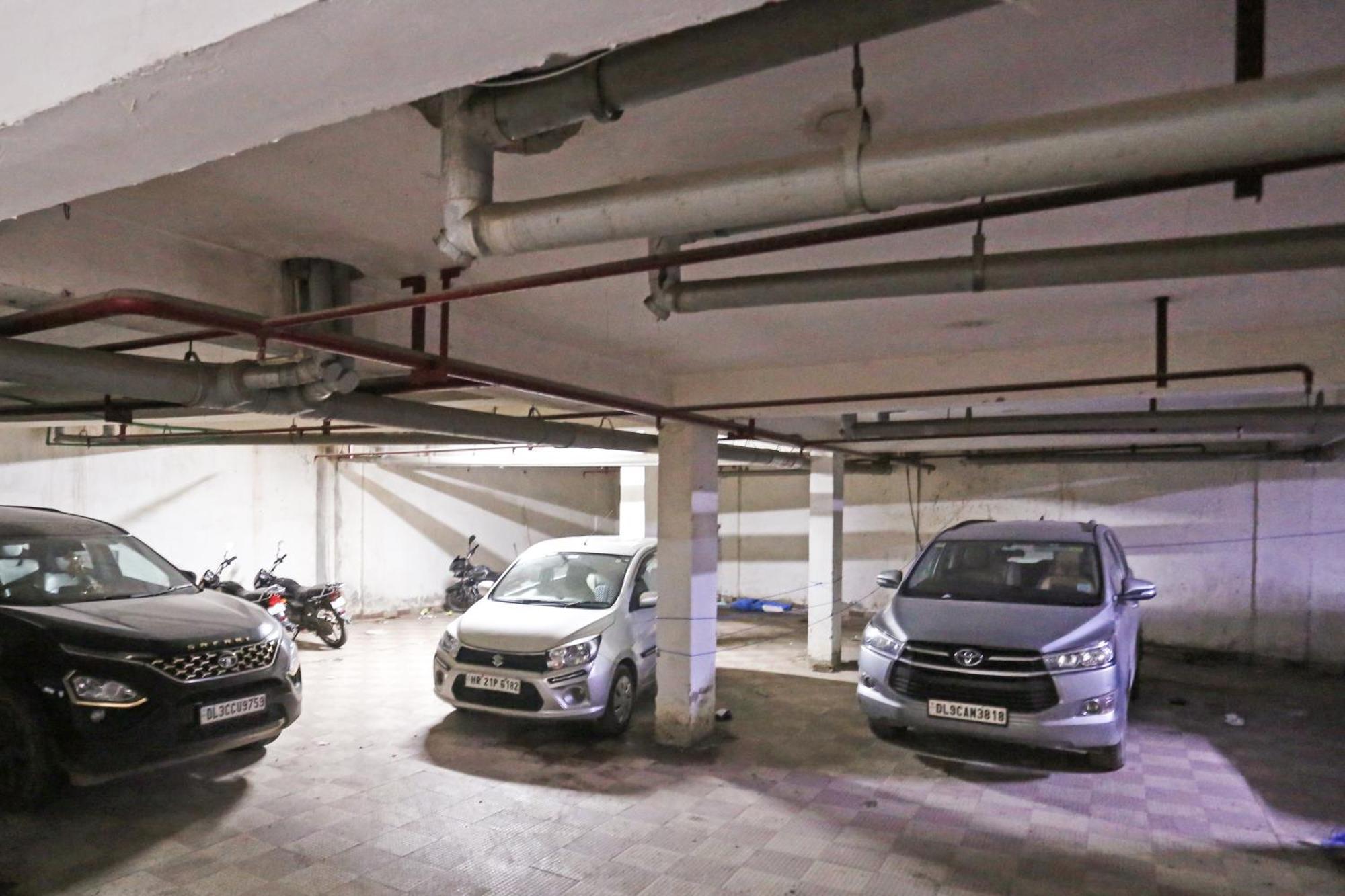 Hotel Happy Stay Delhi Airport Нью-Дели Экстерьер фото