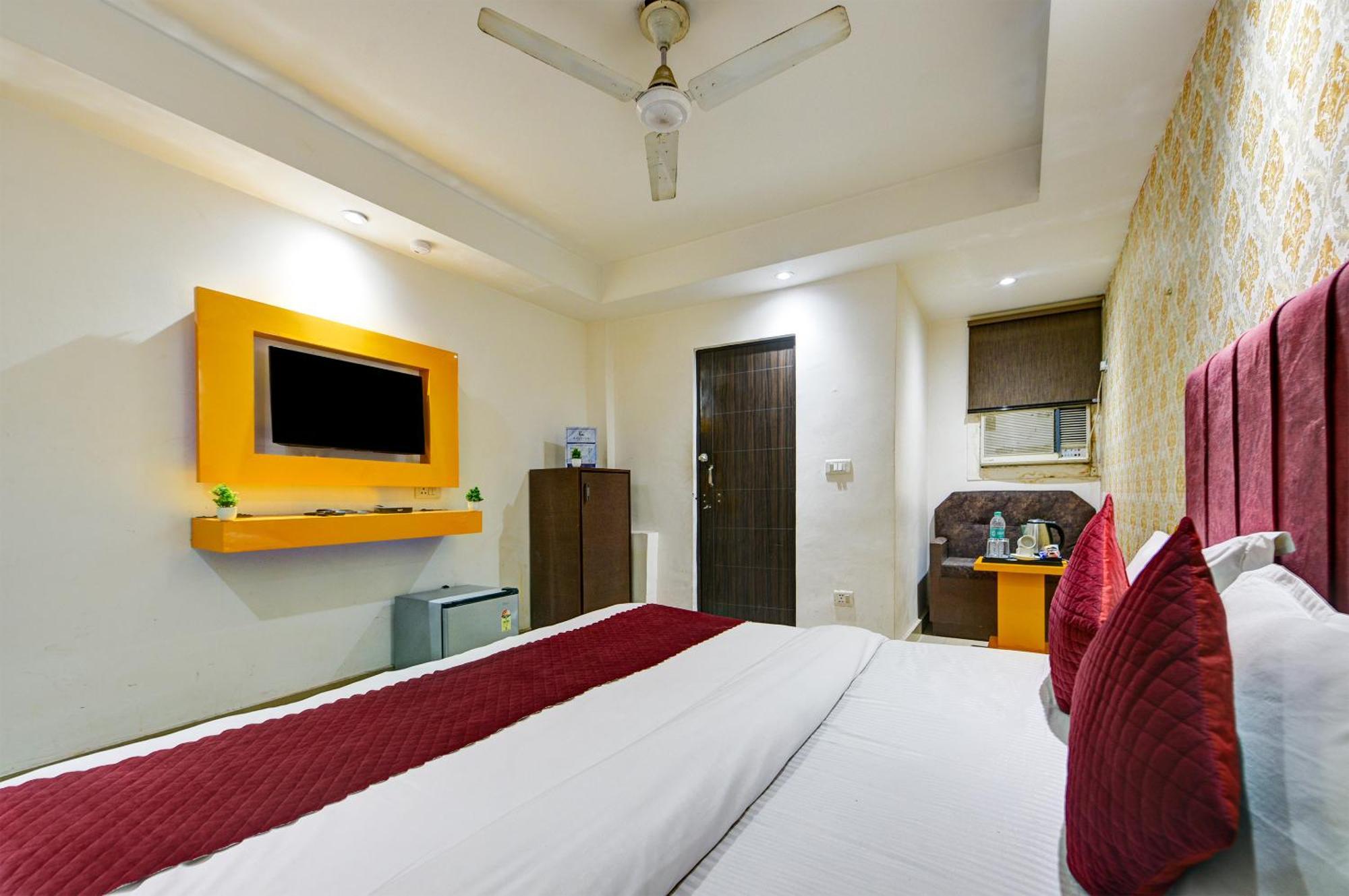 Hotel Happy Stay Delhi Airport Нью-Дели Экстерьер фото